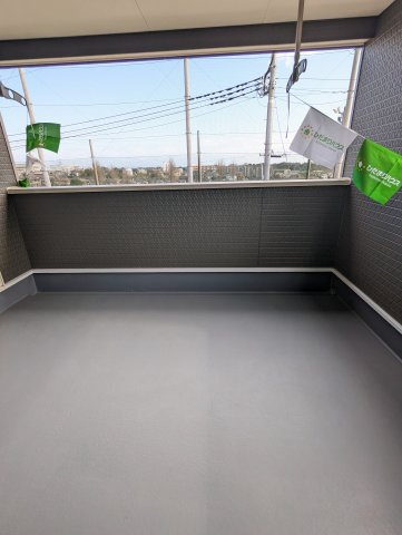 日立市久慈町　第25のバルコニー|ルーフバルコニーで家族全員の洗濯物の干せちゃいます！屋根付きで急な雨でも安心！