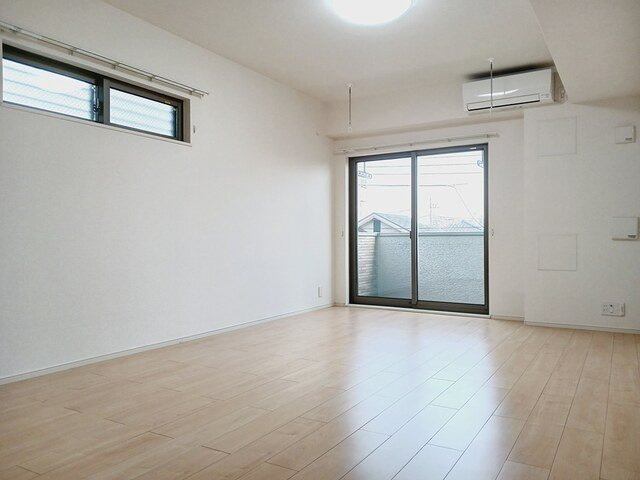 ランドウェルの洋室