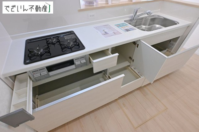 【キッチン】 | CRADLE GARDEN熊谷市赤城町第3　新築住宅 | ≪1号棟≫
現地(2026年4月撮影)