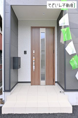 【玄関】 | CRADLE GARDEN熊谷市赤城町第3　新築住宅 | ≪1号棟≫
現地(2026年4月撮影)