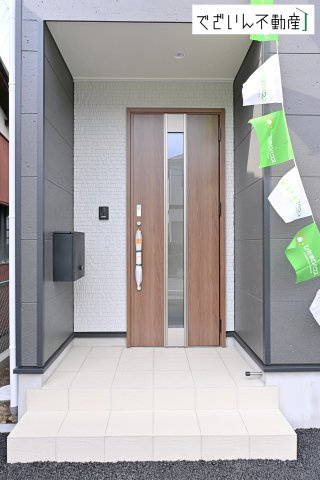【玄関】 | CRADLE GARDEN熊谷市赤城町第3　新築住宅 | ≪1号棟≫
現地(2026年4月撮影)
