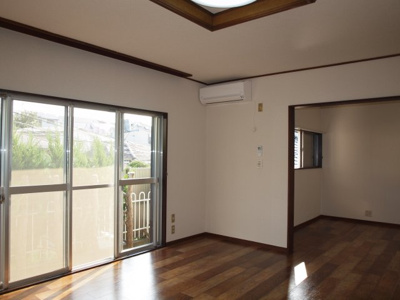 【居間・リビング】 | 大貫邸