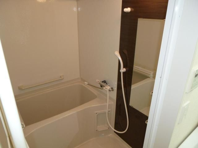 ソレイユ音羽の浴室