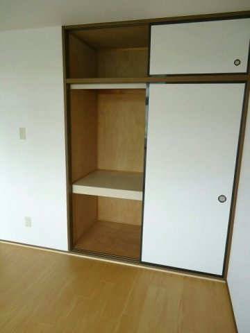 リバーサイドＳの収納|ちょっとした収納スペースも充実しています