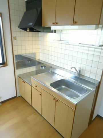 リバーサイドＳのキッチン|コンパクトなキッチンで掃除もラクラク