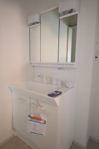 《仲介手数料無料》緑区大字大門1408-7新築一戸建てTerrechezの独立洗面台