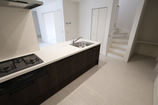 《仲介手数料無料》緑区大字大門1408-7新築一戸建てTerrechezのキッチン