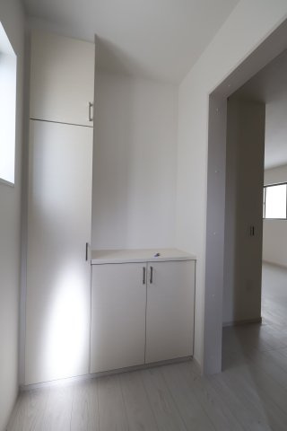 《仲介手数料無料》緑区大字大門1408-7新築一戸建てTerrechezの玄関