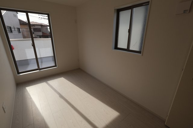 《仲介手数料無料》緑区大字大門1408-7新築一戸建てTerrechezの洋室