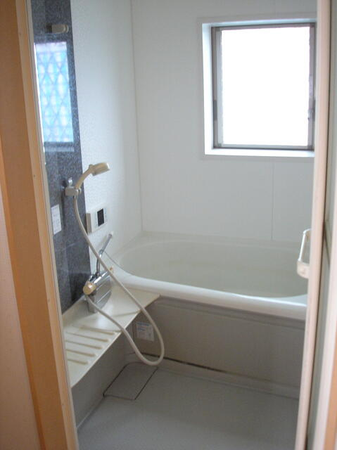 メイプルテラスの浴室