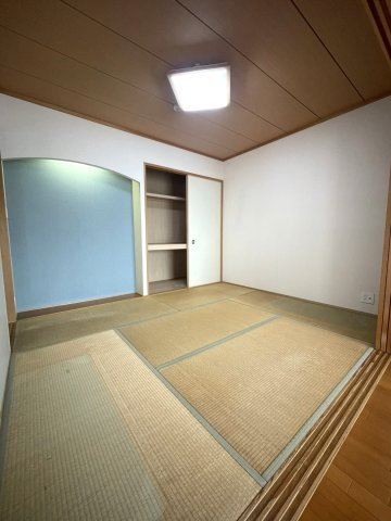 サントノーレ高松西壱番館の和室