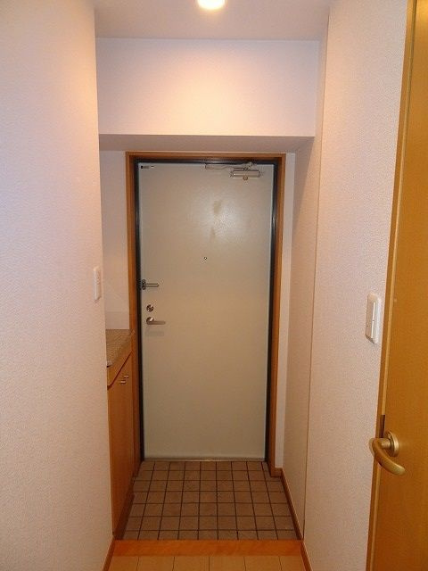 ホタカリュミエール・イワタの玄関