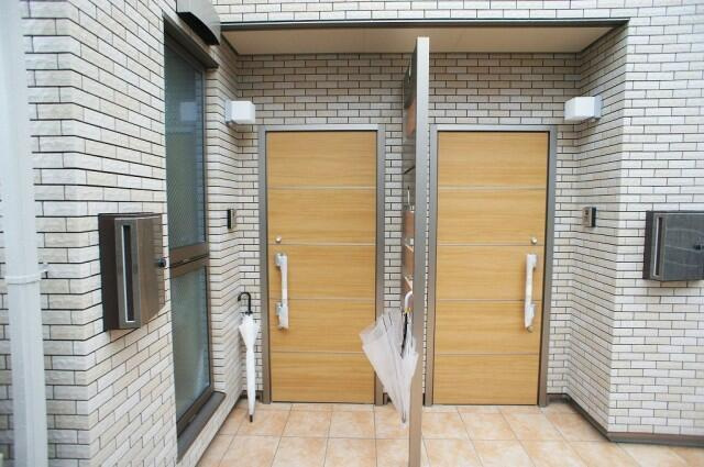 Ｈａｌｅ　Ｌｉｎｏ　ハレリノのエントランス|入り口です