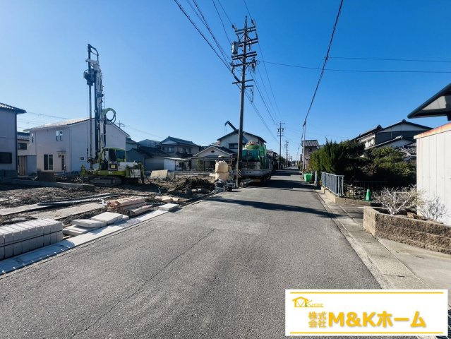 半田市前田町　全4棟　4号棟の前面道路含む現地写真|R7.12.16撮影　前道約6ｍ！