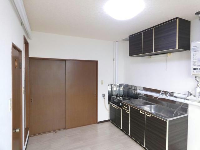 Ｆ＊ＢＯＸの居間・リビング