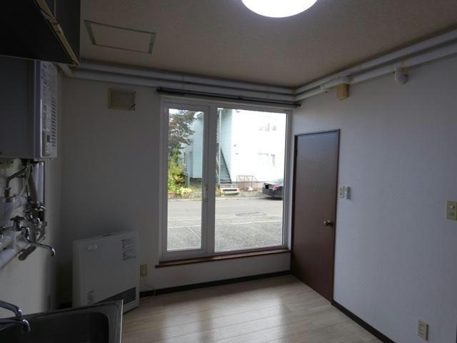 Ｆ＊ＢＯＸの居間・リビング