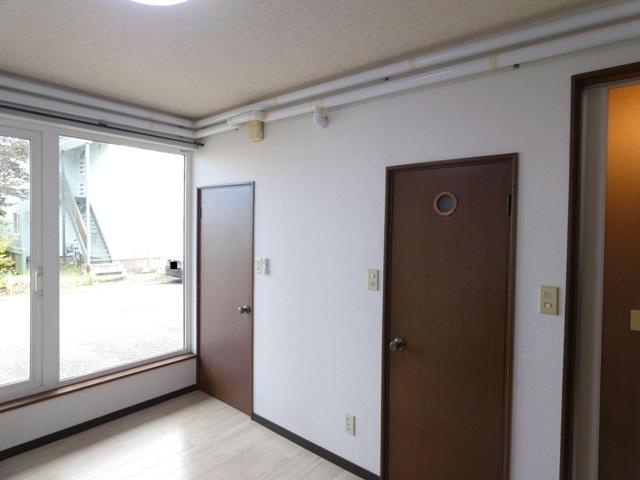 Ｆ＊ＢＯＸの居間・リビング