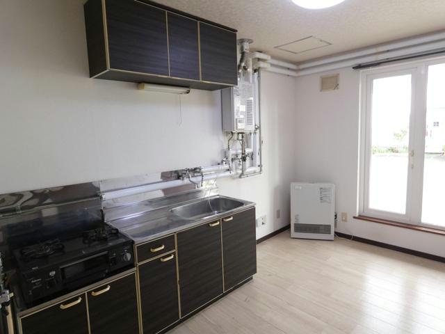 Ｆ＊ＢＯＸの居間・リビング