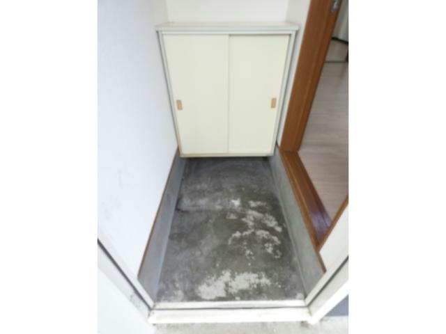 Ｆ＊ＢＯＸの玄関