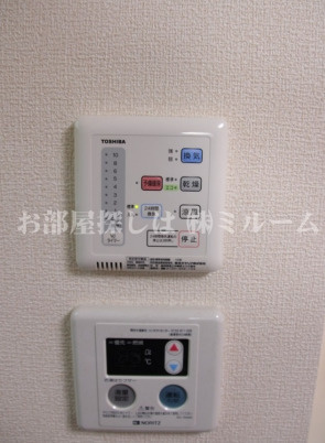 アーバンプレイス新中野Ⅶのその他|浴室乾燥機付★