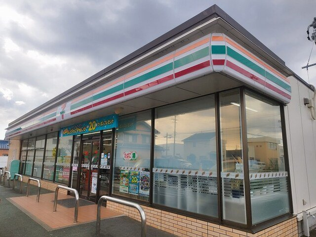 オルキスコートの周辺|セブンイレブンまで650m