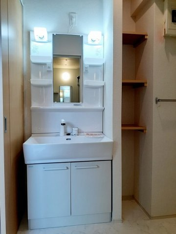 リッツ　アグリスの独立洗面台