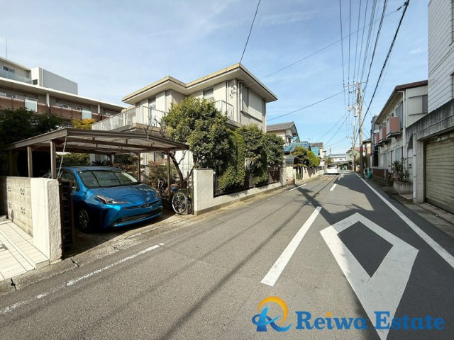 売地　茅ヶ崎市南湖5丁目の前面道路含む現地写真