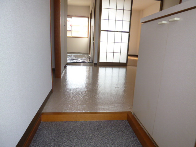 フォレスタの玄関