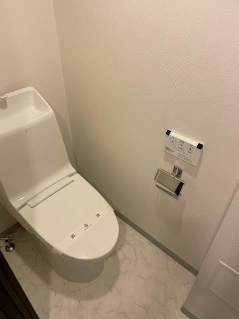 ＡＲＴＥＳＳＩＭＯ　ＡＱＵＴＯのトイレ