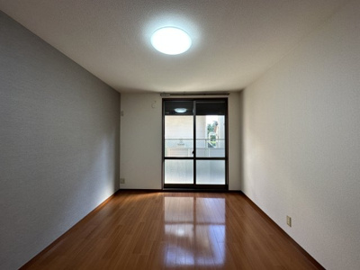 【洋室】 | ハーモニー桂離宮