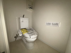 【トイレ】 | アウトフィールド海老江 | 落ち着いた色調のトイレです