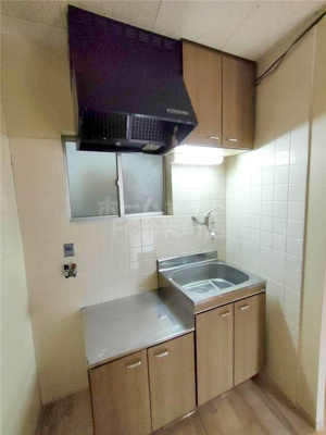 【キッチン】 | ヴィラナリー港晴 | お料理しやすいキッチンです