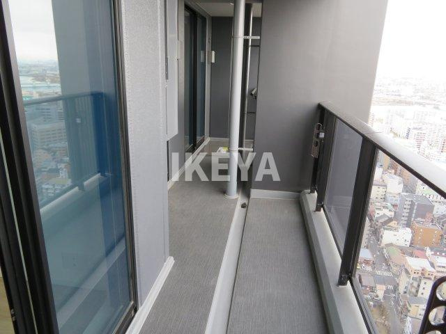 シティタワー梅田東のバルコニー