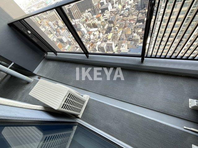 シティタワー梅田東のバルコニー