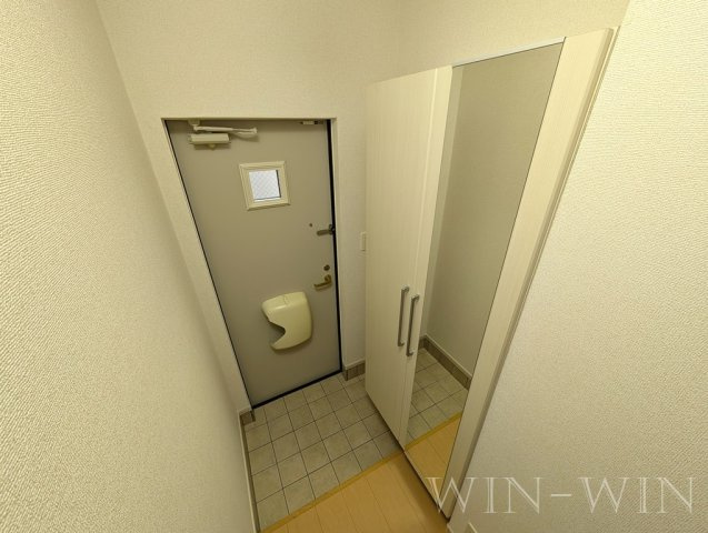 ホワイトテール Ⅰの玄関