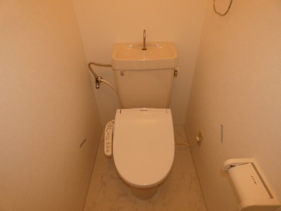 【トイレ】 | パークサイドほそや | 温水洗浄便座付き