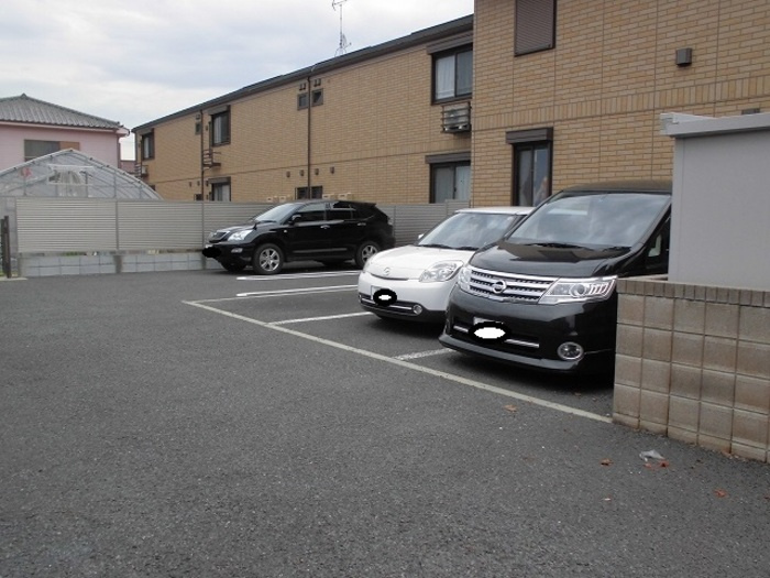 ステラ／ソレイユ　ステラの駐車場