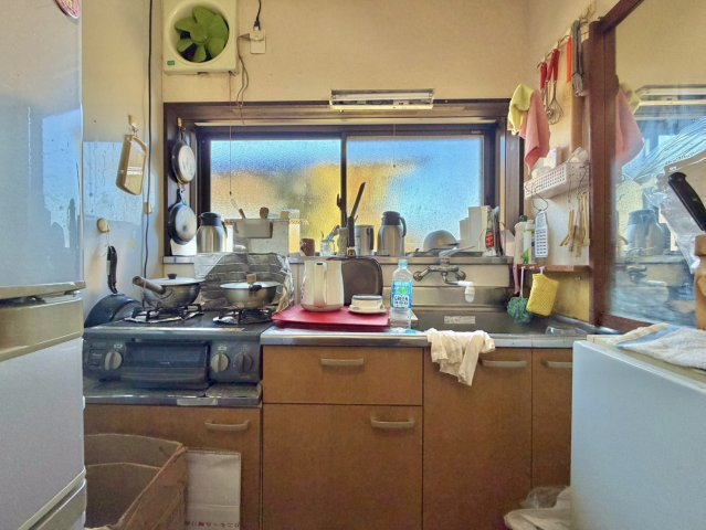 別荘向け【行方市玉造甲中古住宅】のキッチン