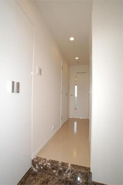 ステージグランデ茗荷谷の玄関|※同タイプ別室参考写真です。