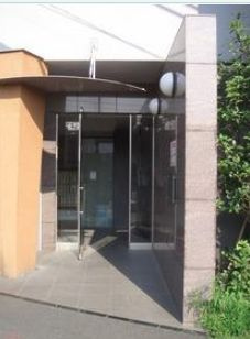 サンテミリオン目白西のエントランス