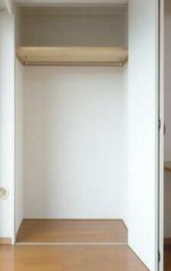 サンテミリオン目白西の収納|クローゼットつきです☆（同一仕様写真）