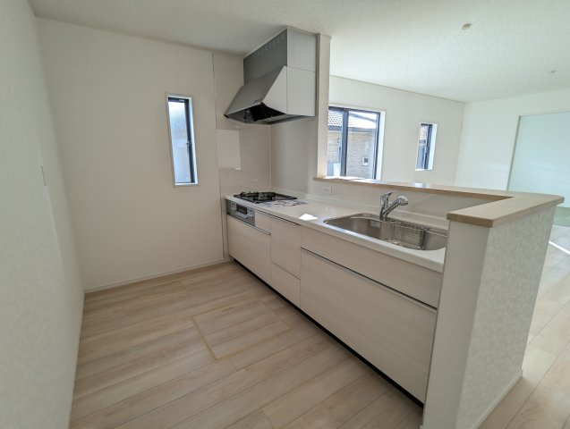 高萩市下手綱　第5の和室|リビング隣の和室は、来客用やお子様とのお昼寝にぴったりです