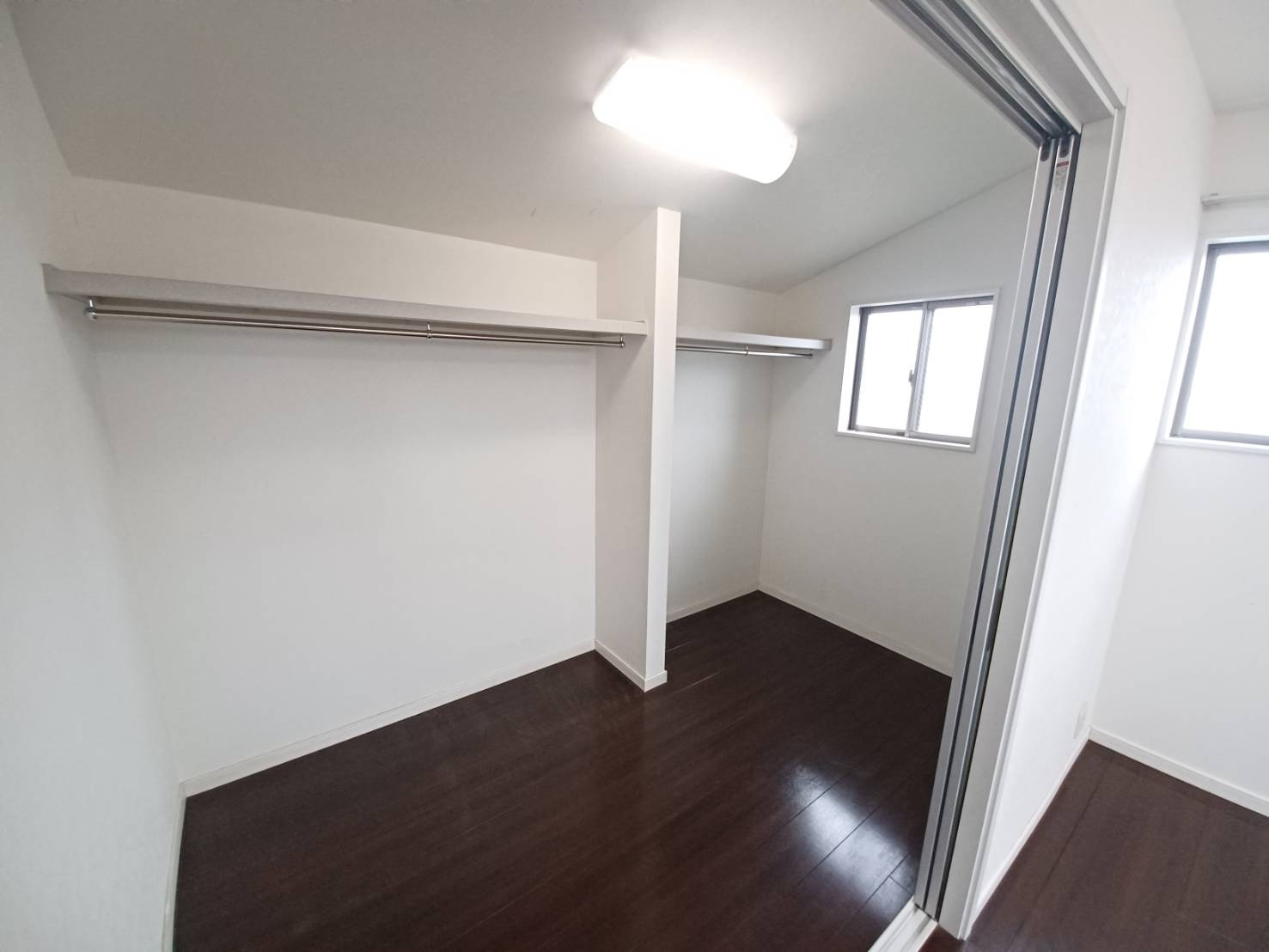 【賃貸中】2LDK戸建３棟・3LDK戸建１棟　合計4棟の収納|２F