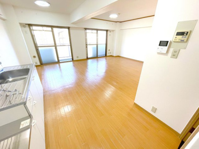 【居間・リビング】 | エクセル中央　602 | ※内観写真は従前契約者様がご入居前（2023.5.9）撮影分です