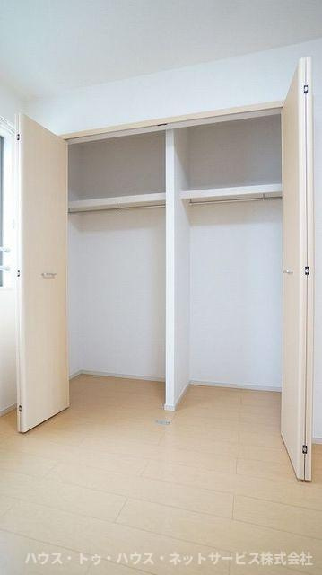 アン・ミケーリアの収納