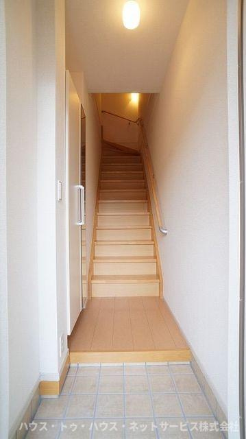 アン・ミケーリアの玄関