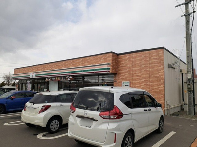 【周辺】 | リヴァーサイド・ベルＡ | セブンイレブン青森港町３丁目店まで764m