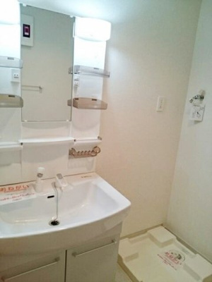 【洗面所】 | リヴァーサイド・ベルＡ