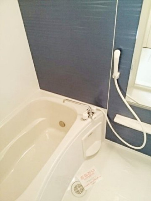 【浴室】 | リヴァーサイド・ベルＡ