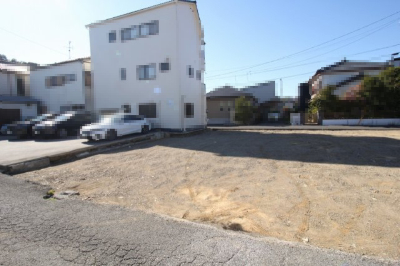 南万々　建築条件付き　売土地　D号地（全4区画）建築確認申請中の外観|Ｄ号地　プラン例　建物価格　　2,110.032万円　建物面積　76.59㎡　（約23.16坪）